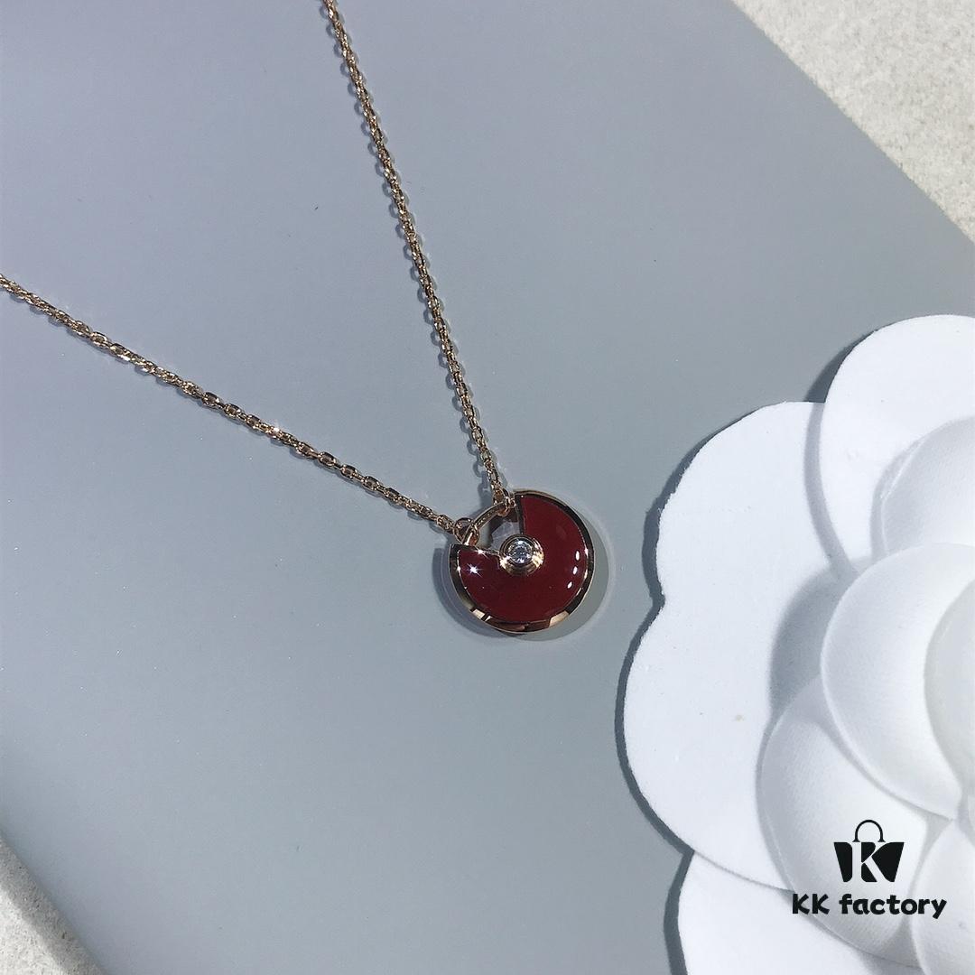 Carter Amulette Pendant Necklace - Carnelian (Health Talisman)