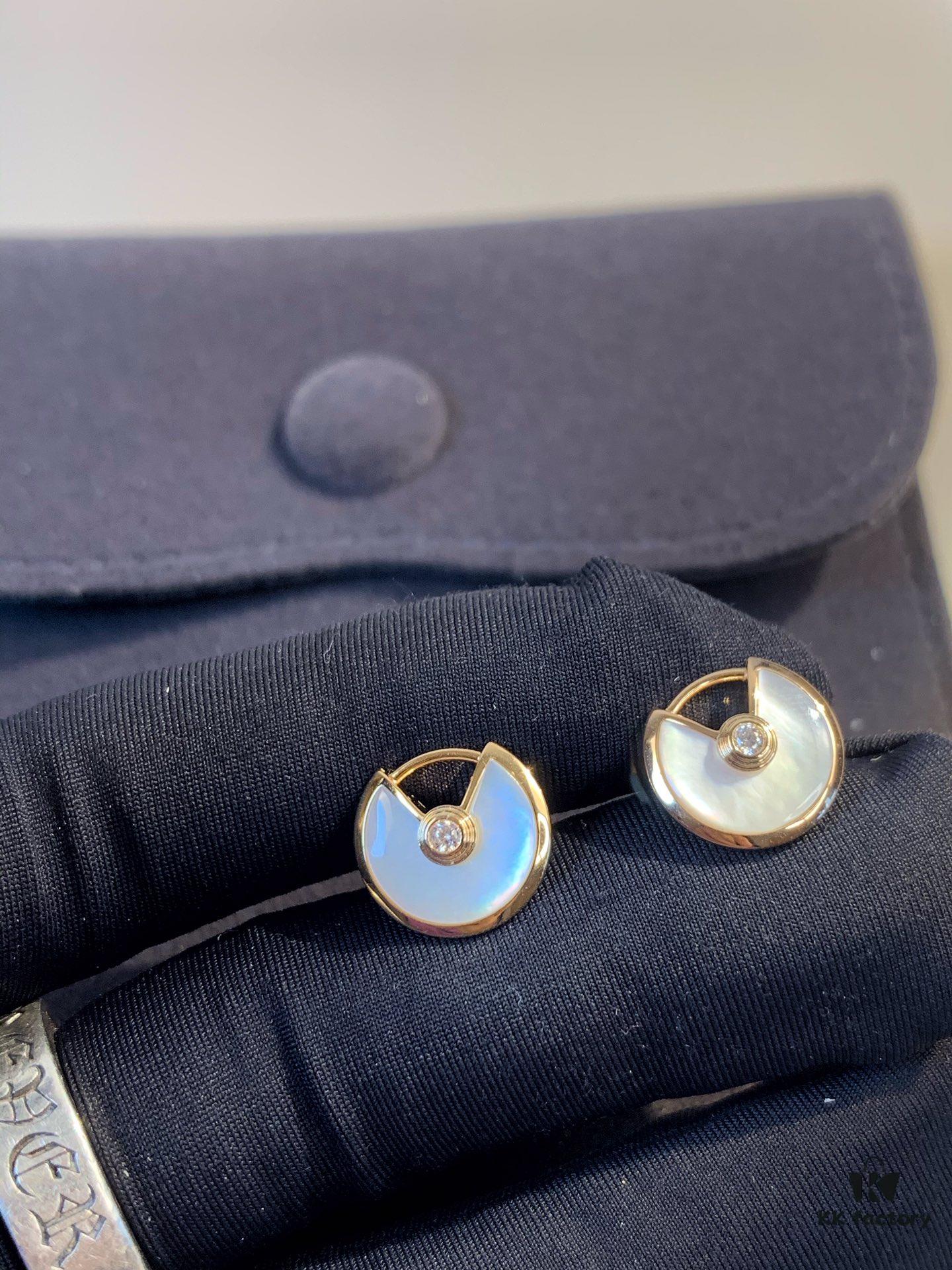 Cartier Amulette de Cartier Stud Earrings