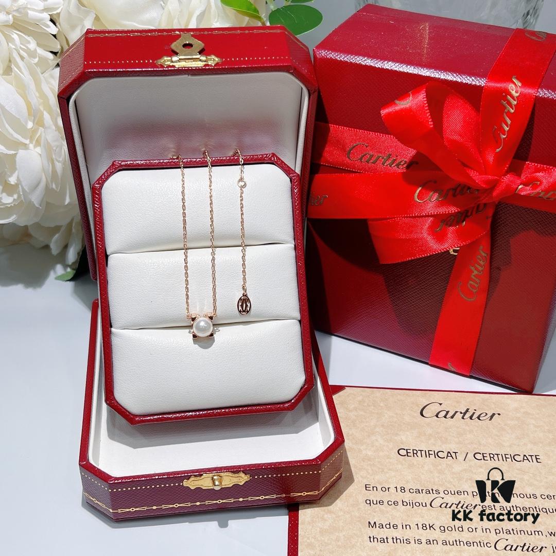 Exquisite and Substantial Cartier-style Pearl Horn Necklace, Sterling Silver Material [Gold-plated Craftsmanship]
