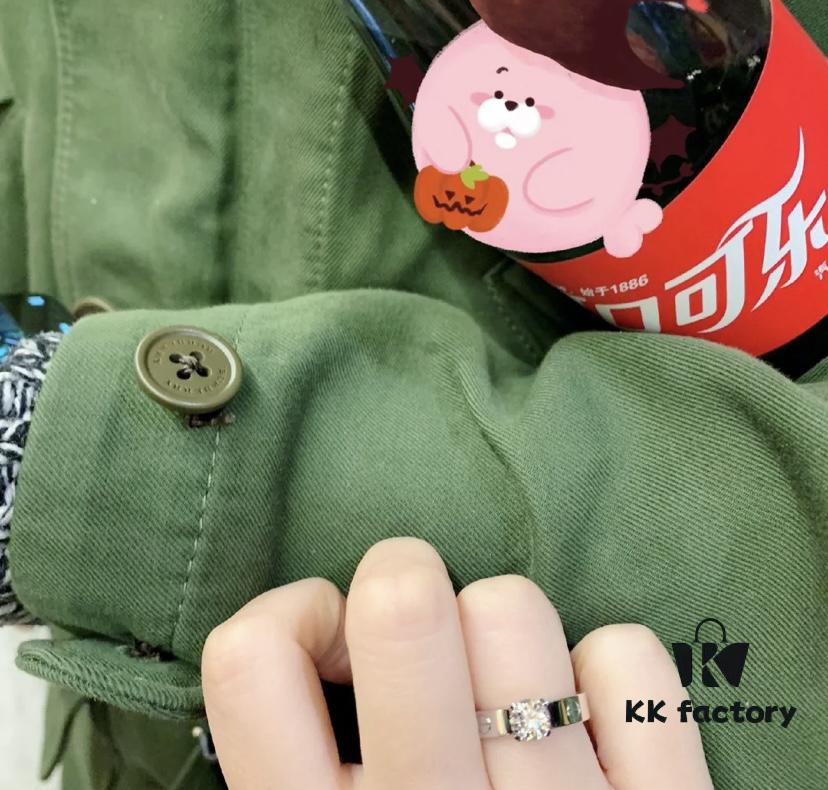 V-Gold Material Cartier CNC Micro-Pave Diamond Screw Ring