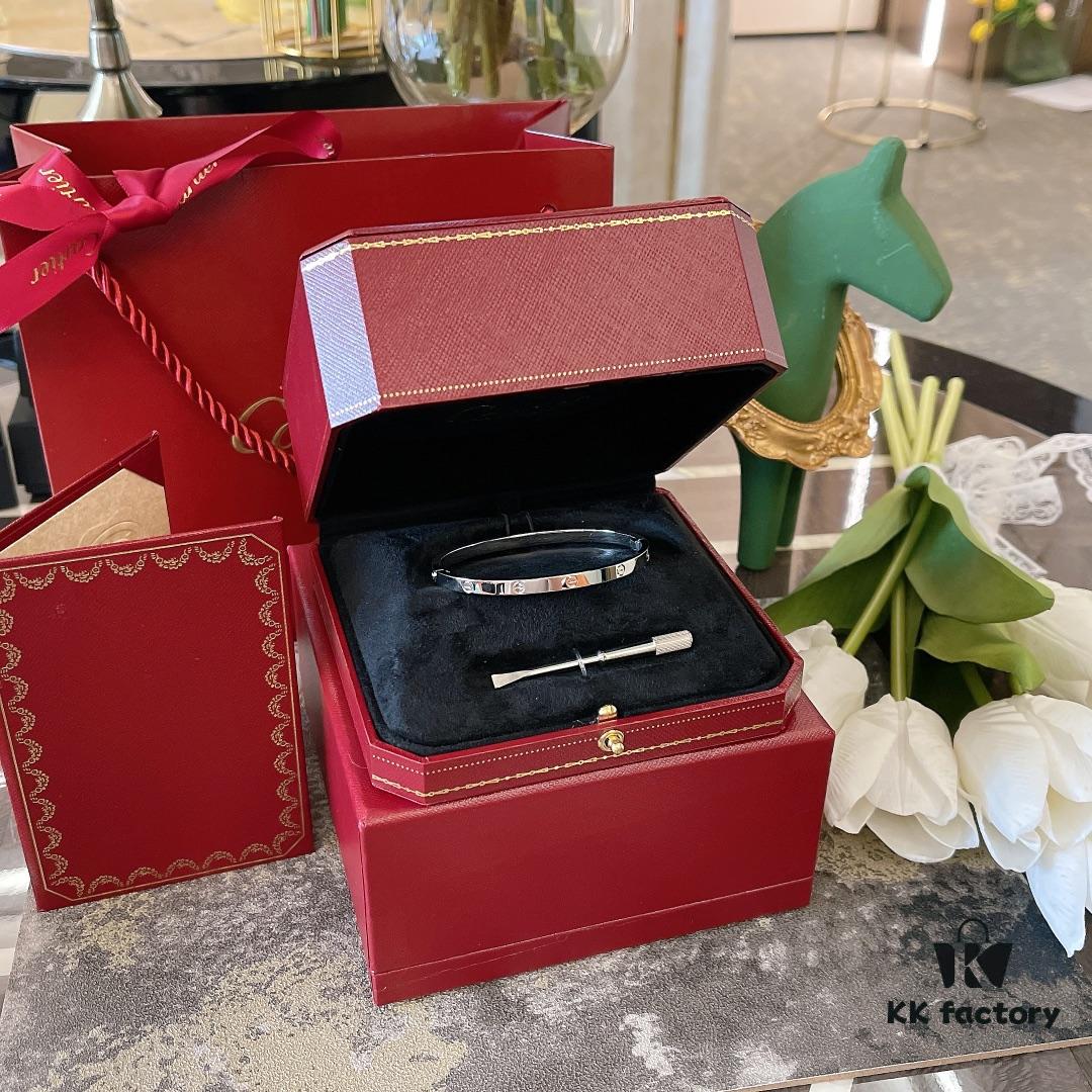 Screw Gold Mini Bracelet