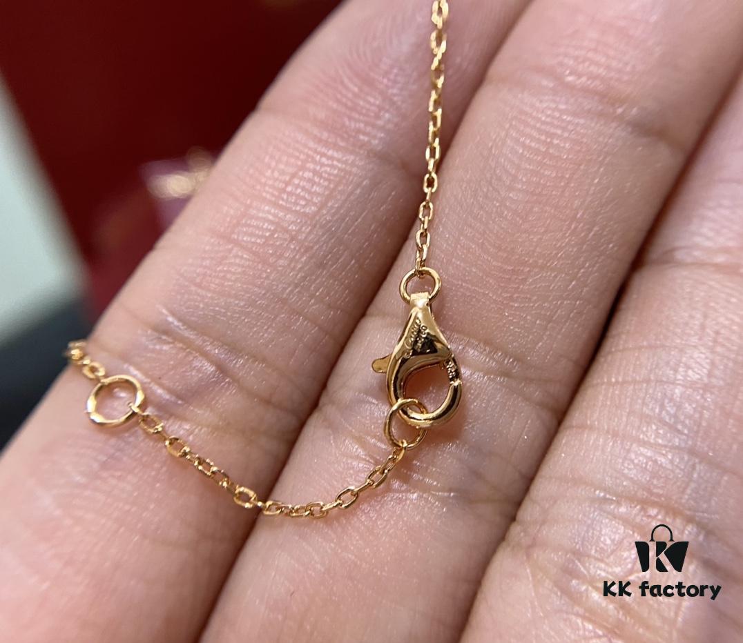 Another set of real shots for the chain. The entire chain is substantial in weight! Features a small clasp for adjustable length, making it eye-catching yet traditional to wear, with a unique design that stands out.