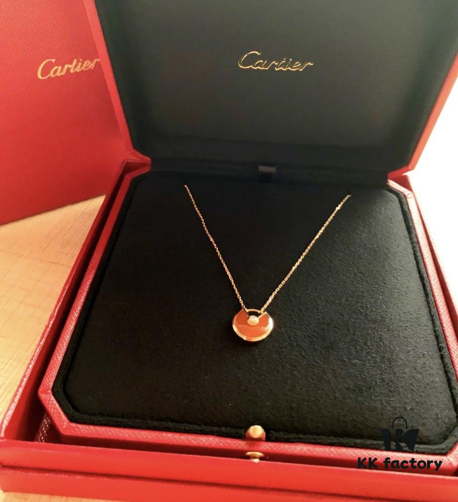 Props Can Easily Win You Over, Truly a Classic – Effortlessly Unique in Every Shot! The Amulet Collection Carries Beautiful Symbolism of Protection, Perfect for Gifting to Close Friends