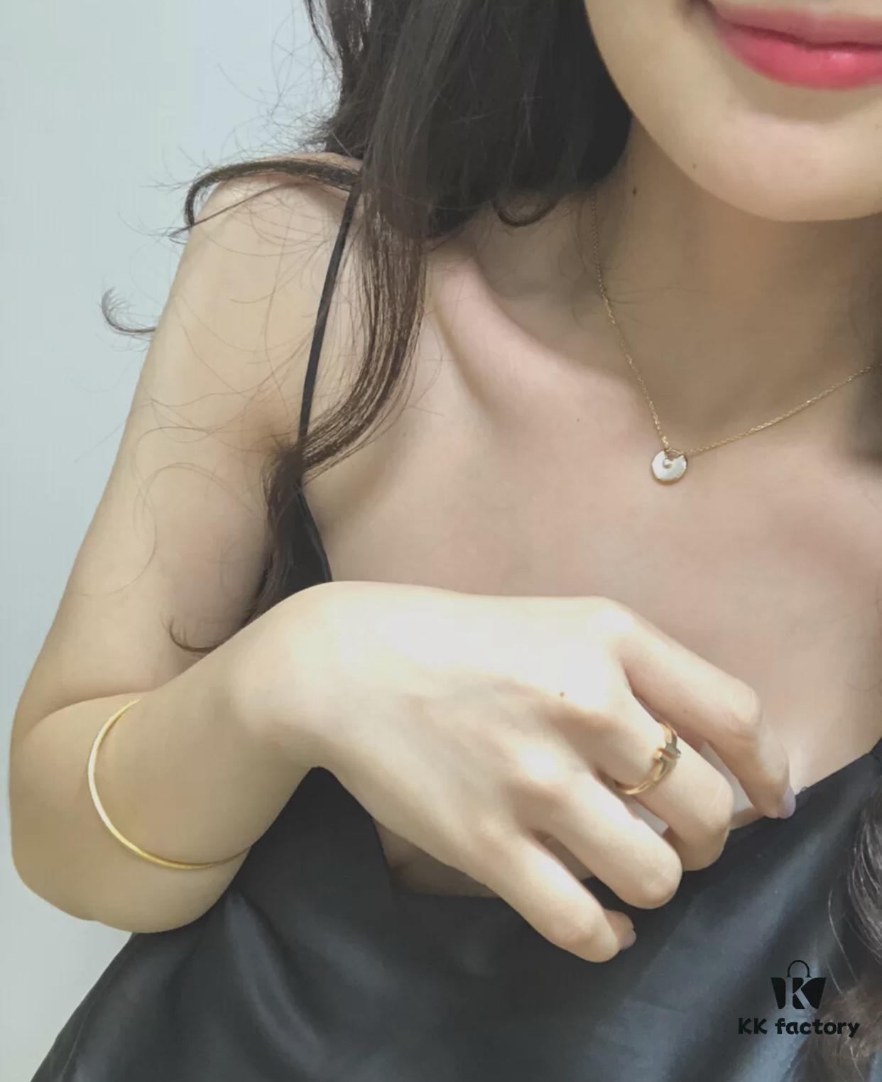 Classic Internet-Famous Style Adored by Celebrities and Influencers