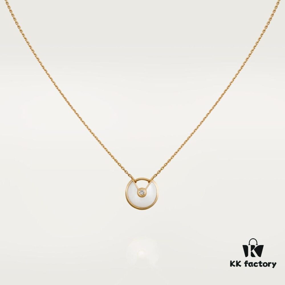 Laocajia Classic Amulet Necklace, a Fascinating Jewelry Collection Crafted with Rare Gemstones to Unlock Luck, Simple yet Elegant