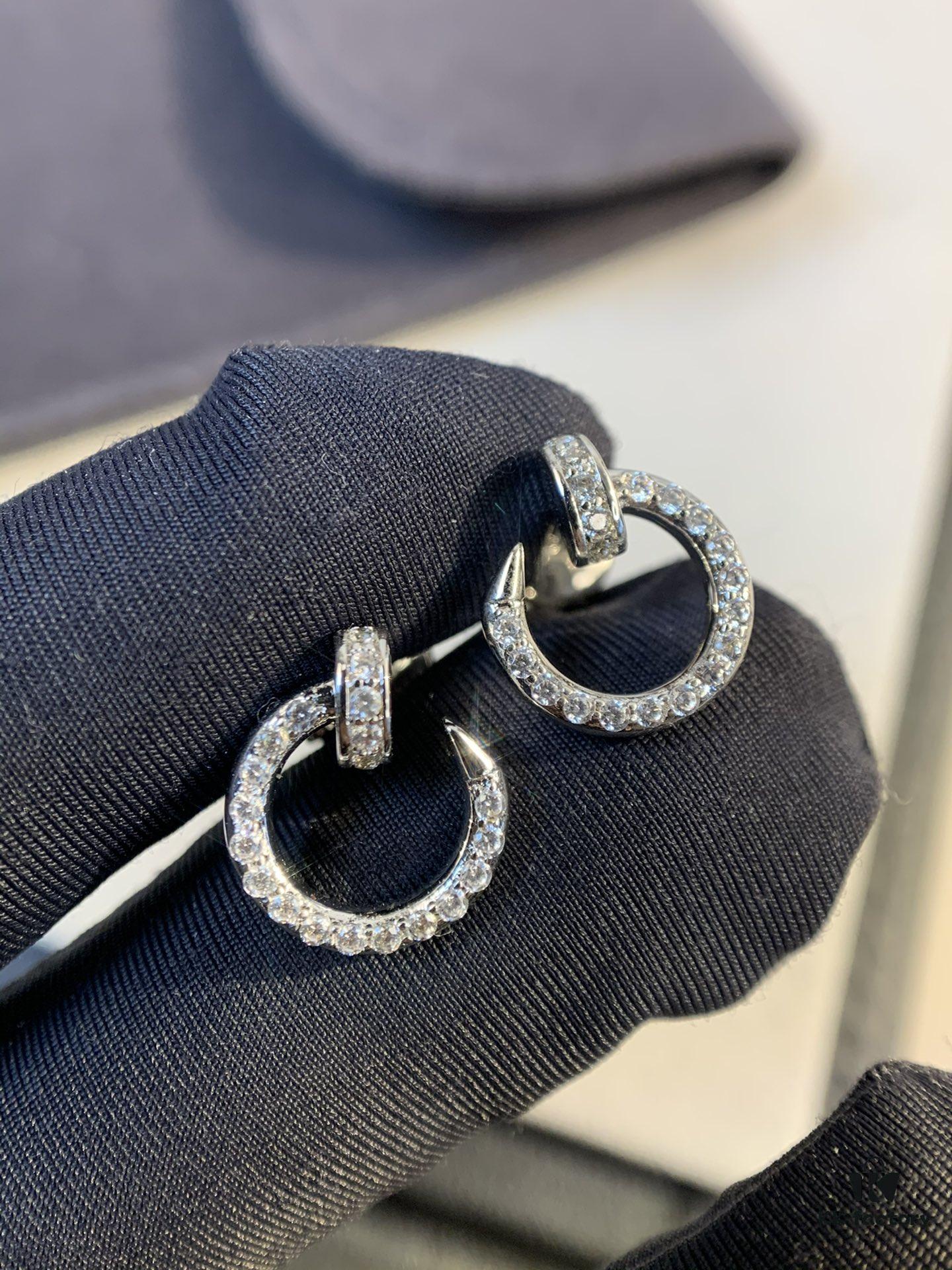 Cartier Love Collection Screw Bracelet Design Diamond Earrrings Mini Size