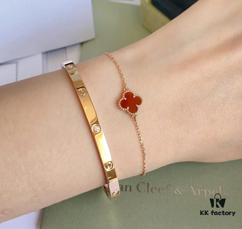 CNC High-End Custom Cartier Narrow Six-Diamond LOVE Bracelet, Advanced Craftsmanship with Polished Settings, Screw-Opening Design