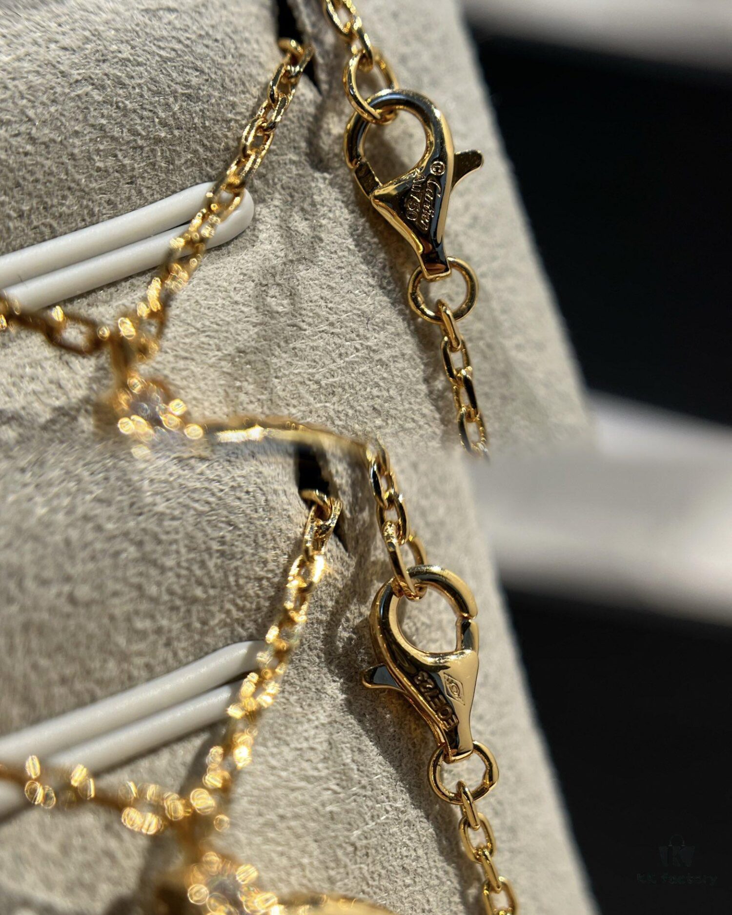 Cartier Diamond Nail Necklace in Rose Gold Color