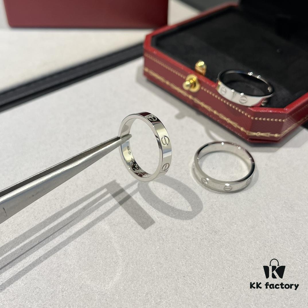 So beautiful! Slim-width eternity ring, every detail exudes sophistication.