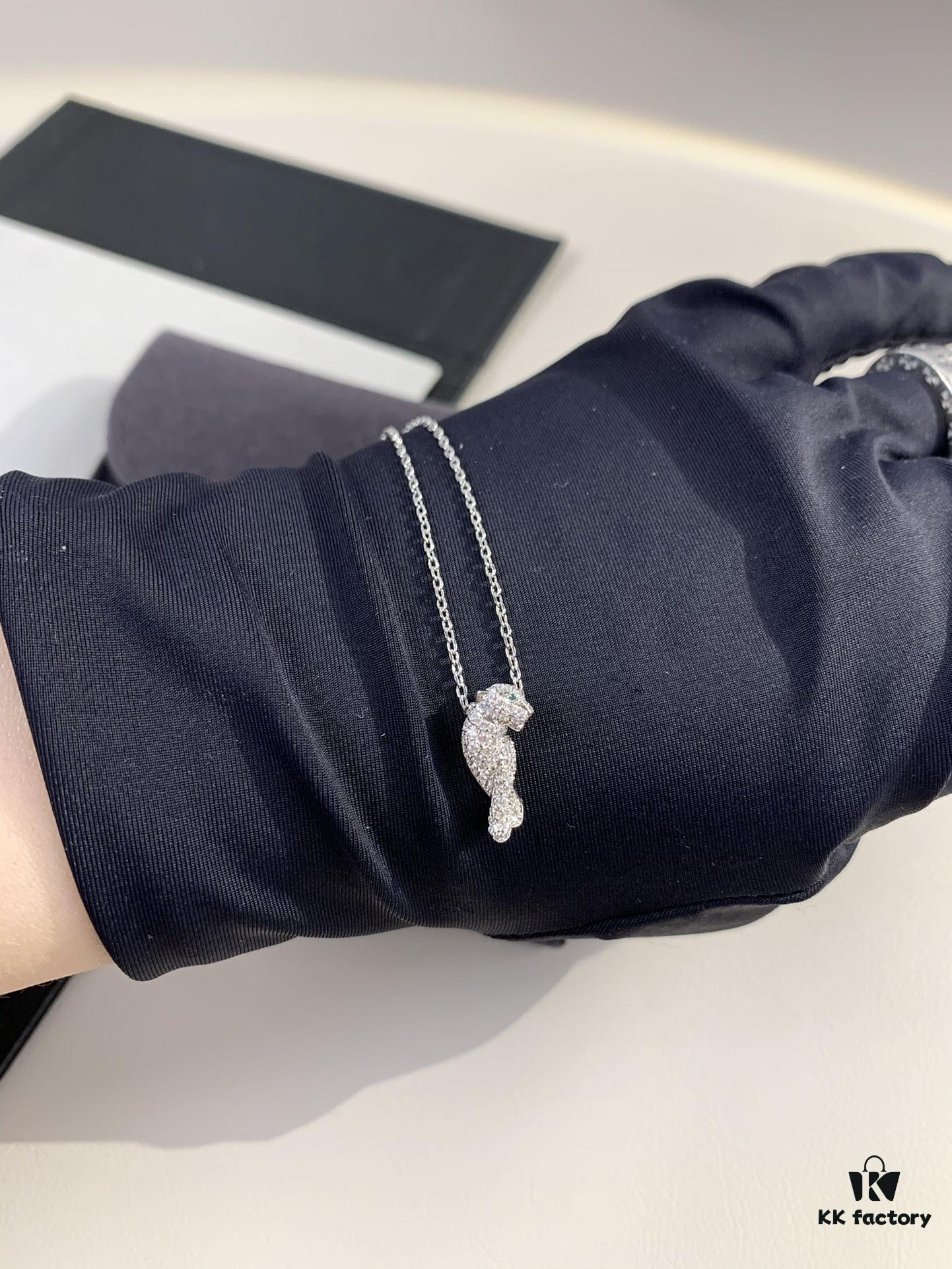 Leopard Series, Love at First Sight!