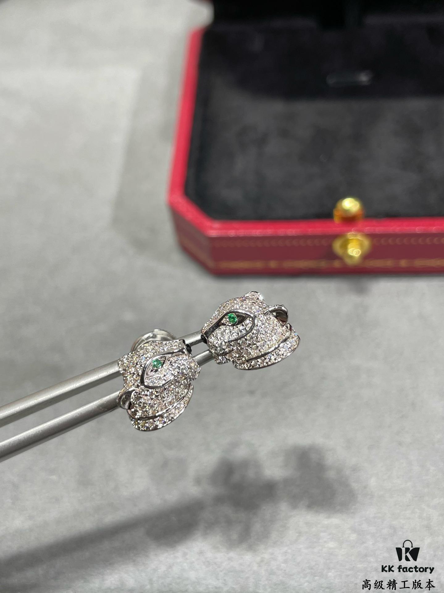 CNC Cartier Panther Head Stud Earrings, Super Imposing Leopard Design, 18K Gold Plated with Exquisite Hand-Carved Craftsmanship by Master Artisans, Presenting a Perfect and Highly Desirable Product!