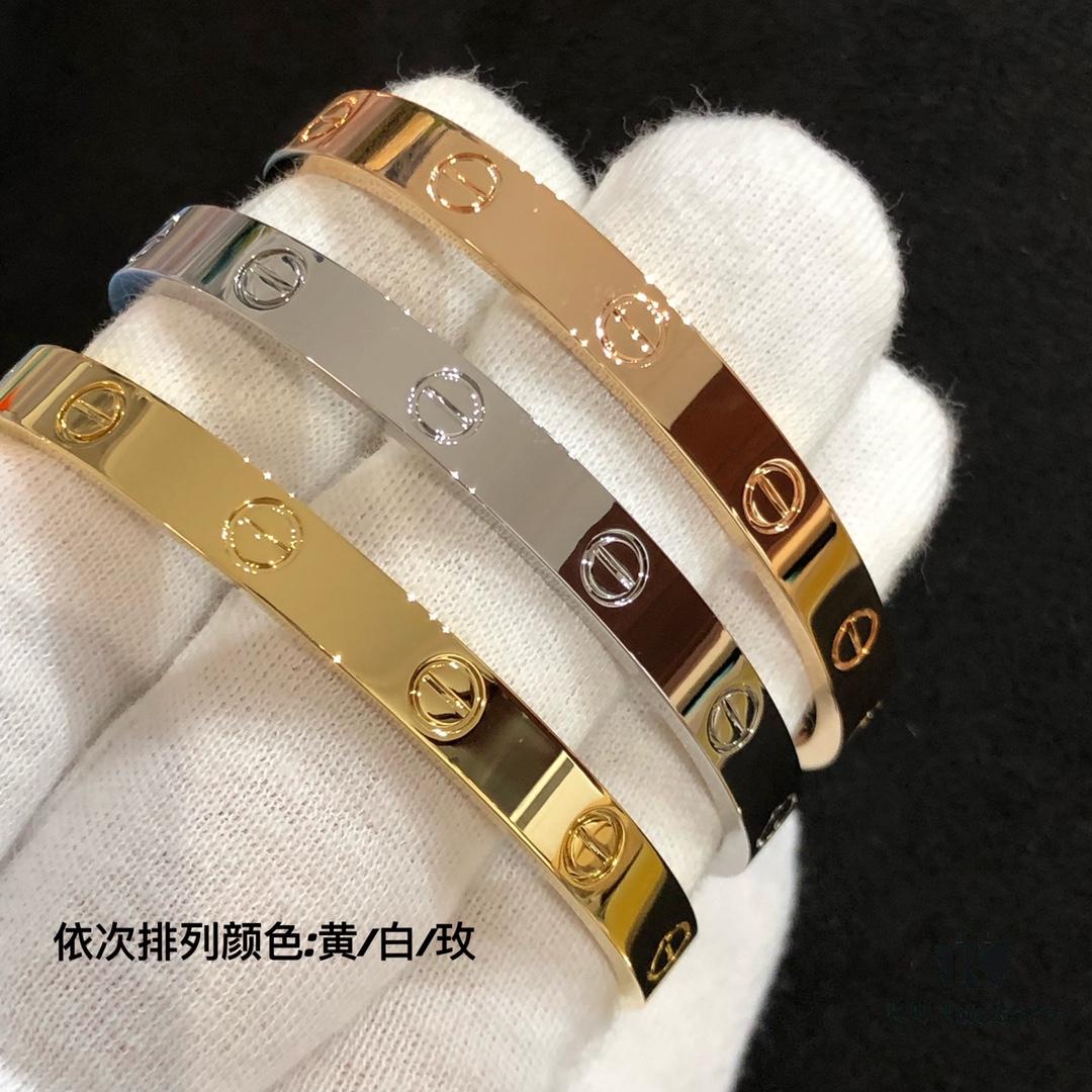 New Arrival 🆕 Love New Open Bangle Bracelet! No Screwdriver Needed, Oval Design Fits Wrist Comfortably