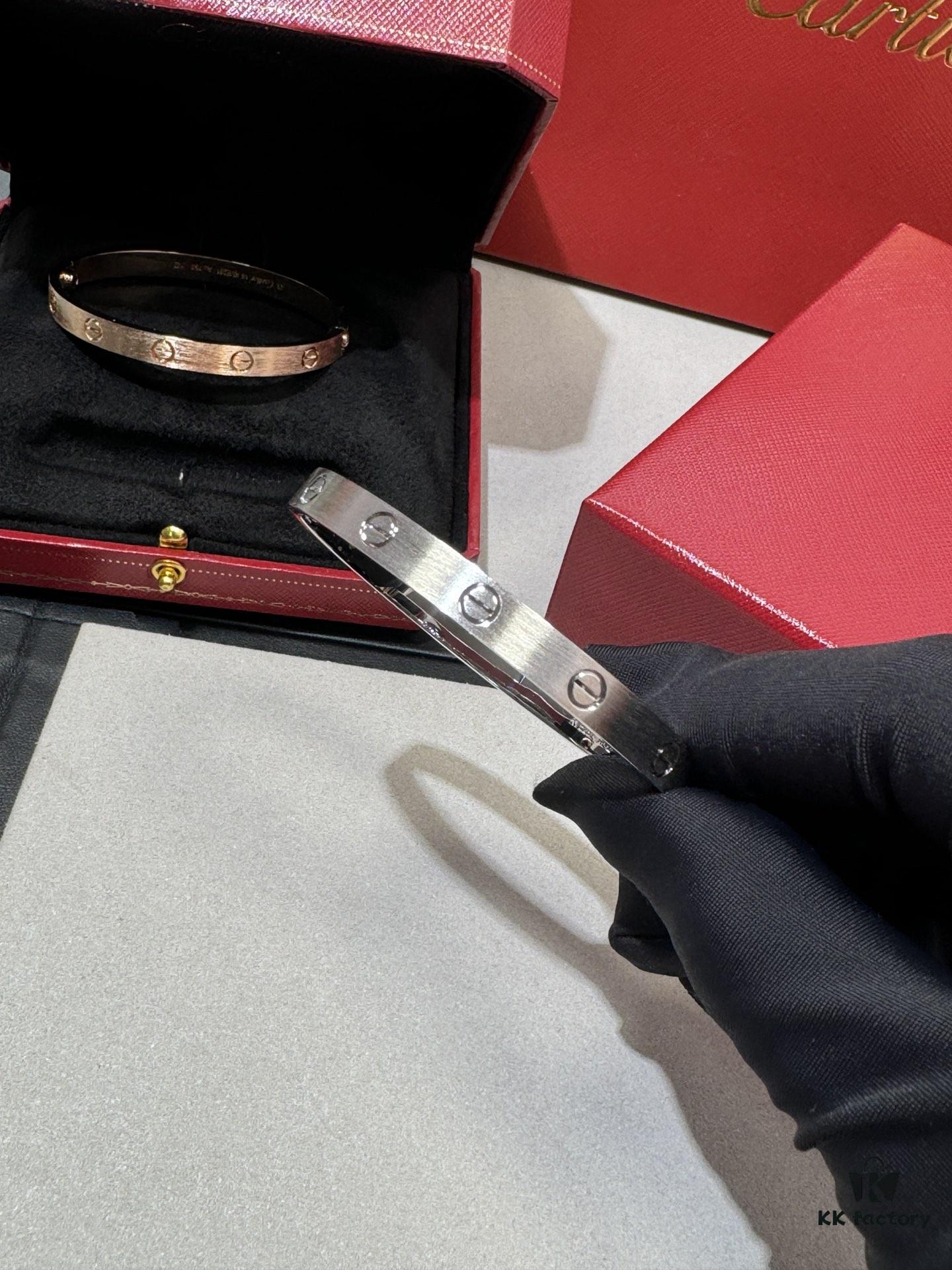 Cartier New Frosted Bracelet ❤️