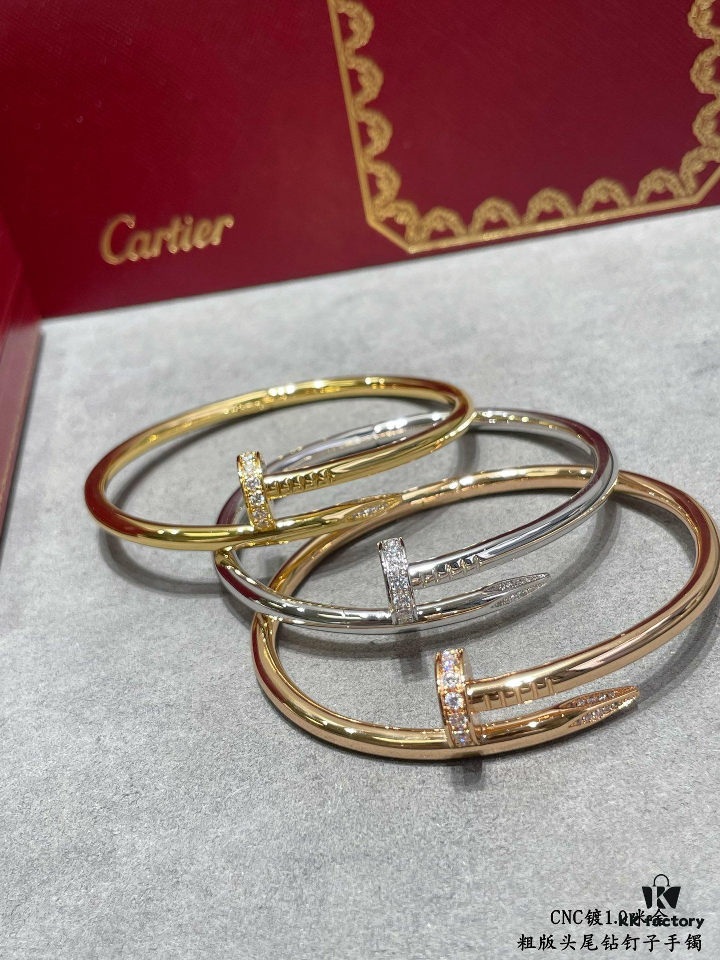 V Gold Plated 1.0mm Gold 1DB Original Print CNC Version Cartier Thick-Style Diamond-Studded Nail Bangle