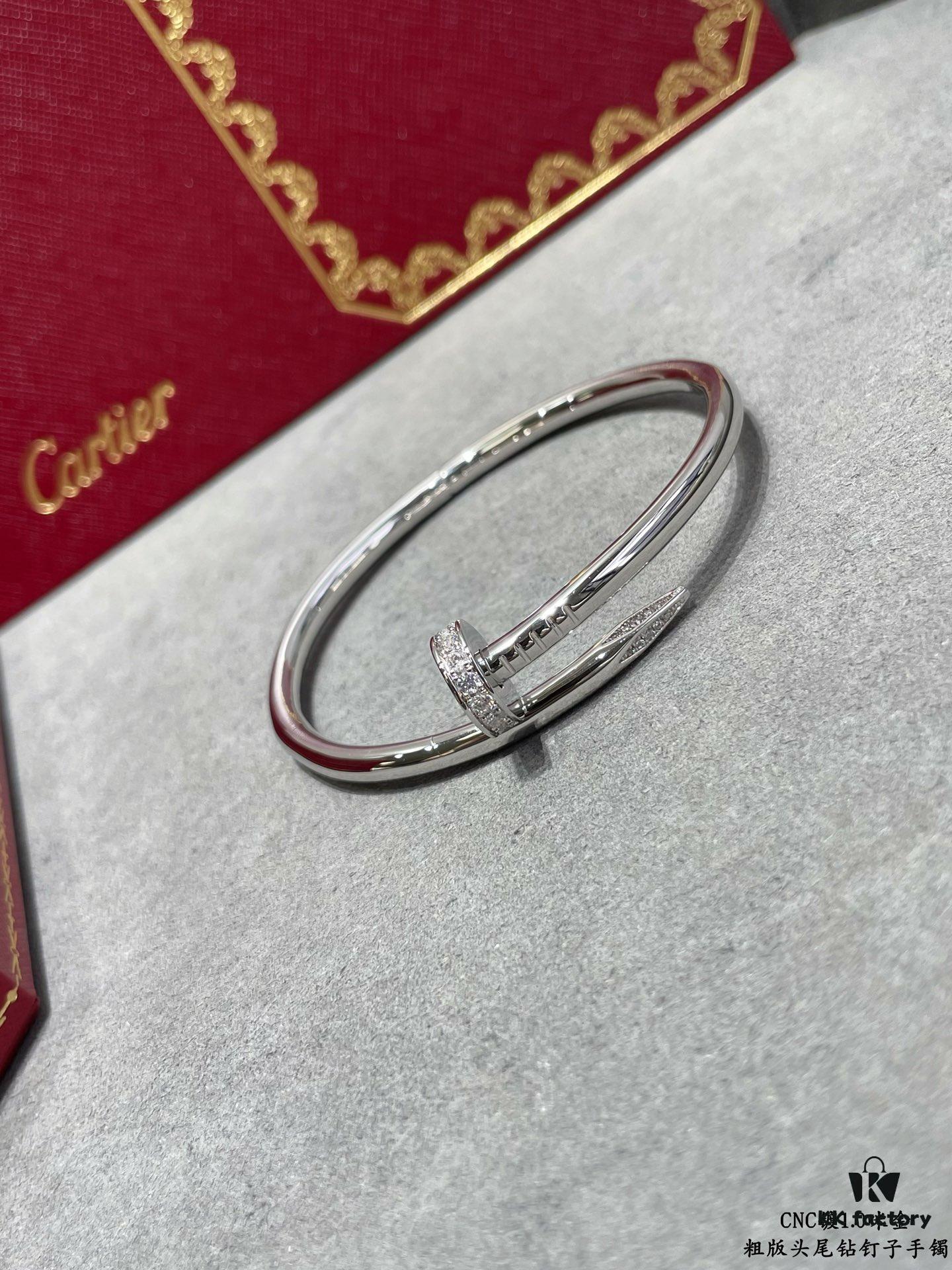V Gold Plated 1.0mm Gold 1DB Original Print CNC Version Cartier Thick-Style Diamond-Studded Nail Bangle