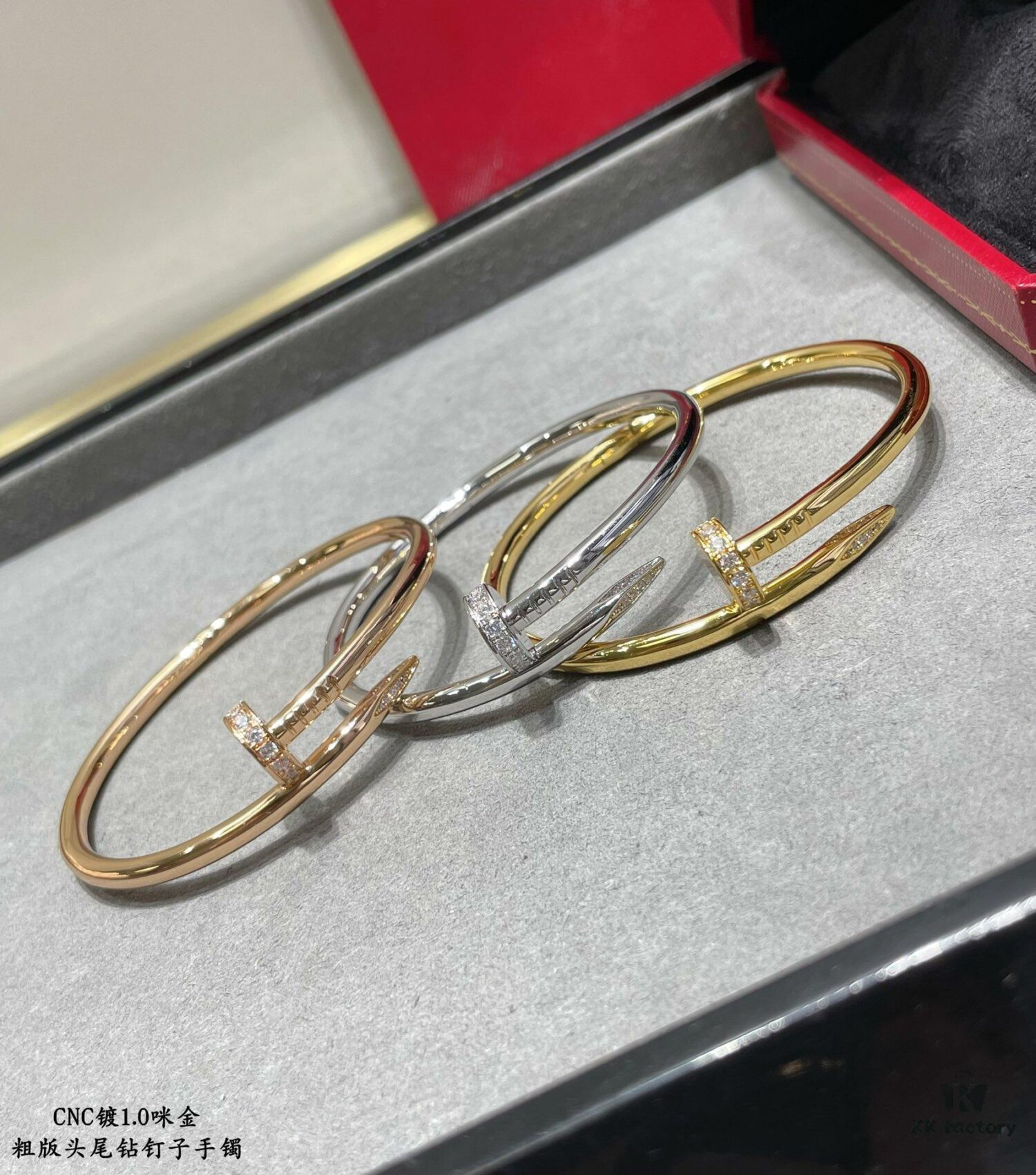 V Gold Plated 1.0mm Gold 1DB Original Print CNC Version Cartier Thick-Style Diamond-Studded Nail Bangle