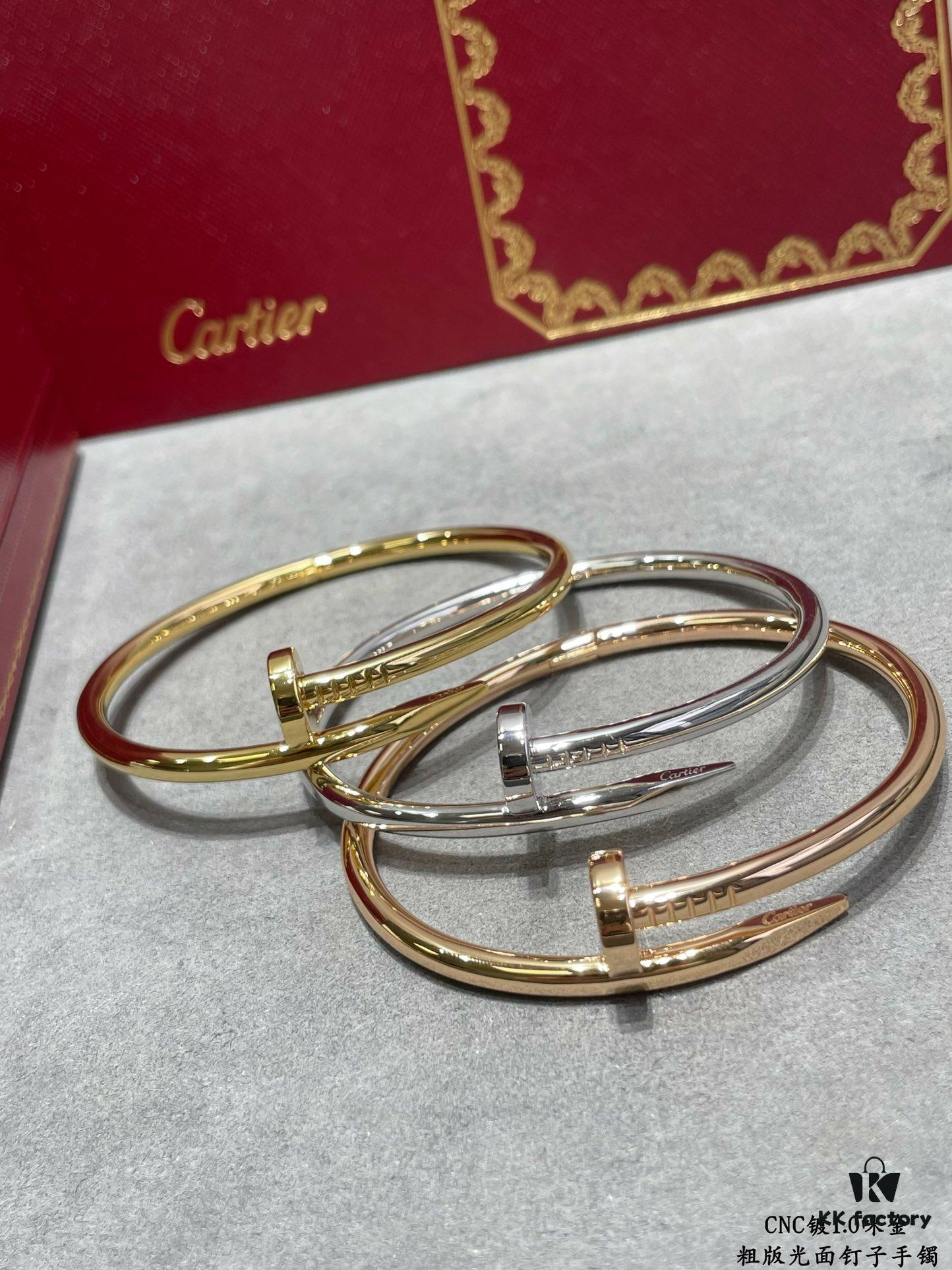 V Gold Plated 1.0mm Gold DB Original Engraving CNC Version Cartier Polished Nail Bracelet 😘😘😘💗🎁 💎Cartier Juste un Clou Nail Bracelet Classic Design Available in Three Colors Perfect Gift for Couples (Let's Nail It Together)