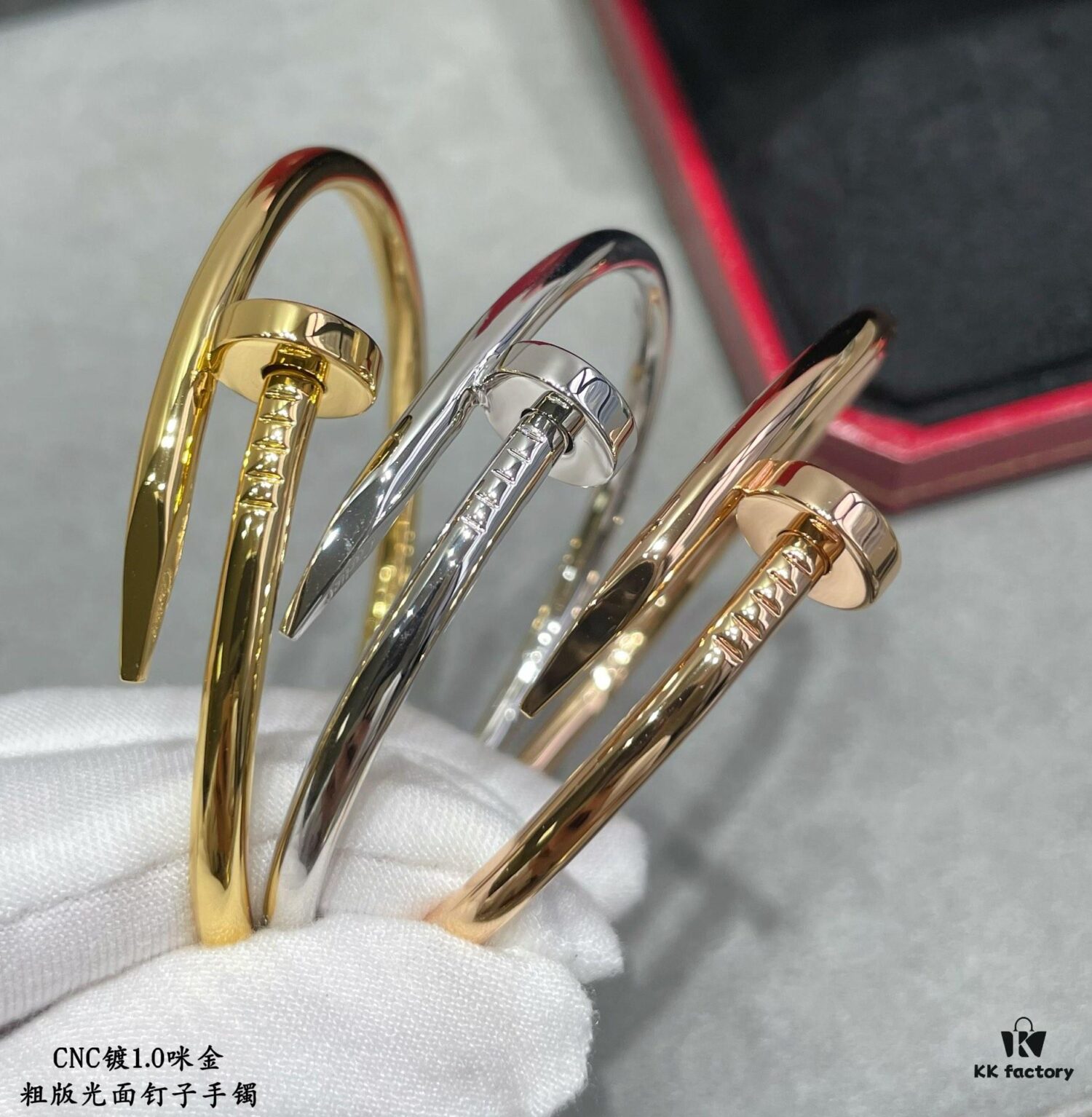 V Gold Plated 1.0mm Gold DB Original Engraving CNC Version Cartier Polished Nail Bracelet 😘😘😘💗🎁 💎Cartier Juste un Clou Nail Bracelet Classic Design Available in Three Colors Perfect Gift for Couples (Let's Nail It Together)