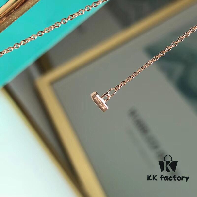 Tiffany & Co. Smile Pendant Necklace in Rose Gold Plated 925 Sterling Silver