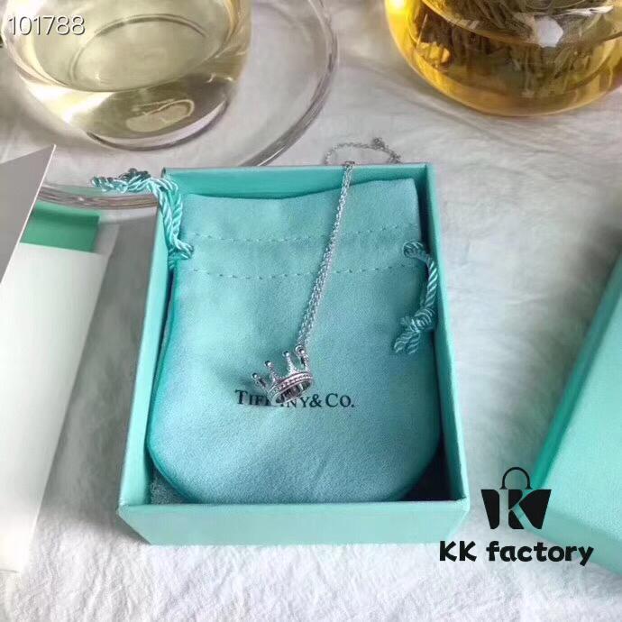 Tiffany Crown Queen Necklace, 925 Sterling Silver Material, Exquisite Design for Every Girl's Princess Dream, Elegant and Fresh