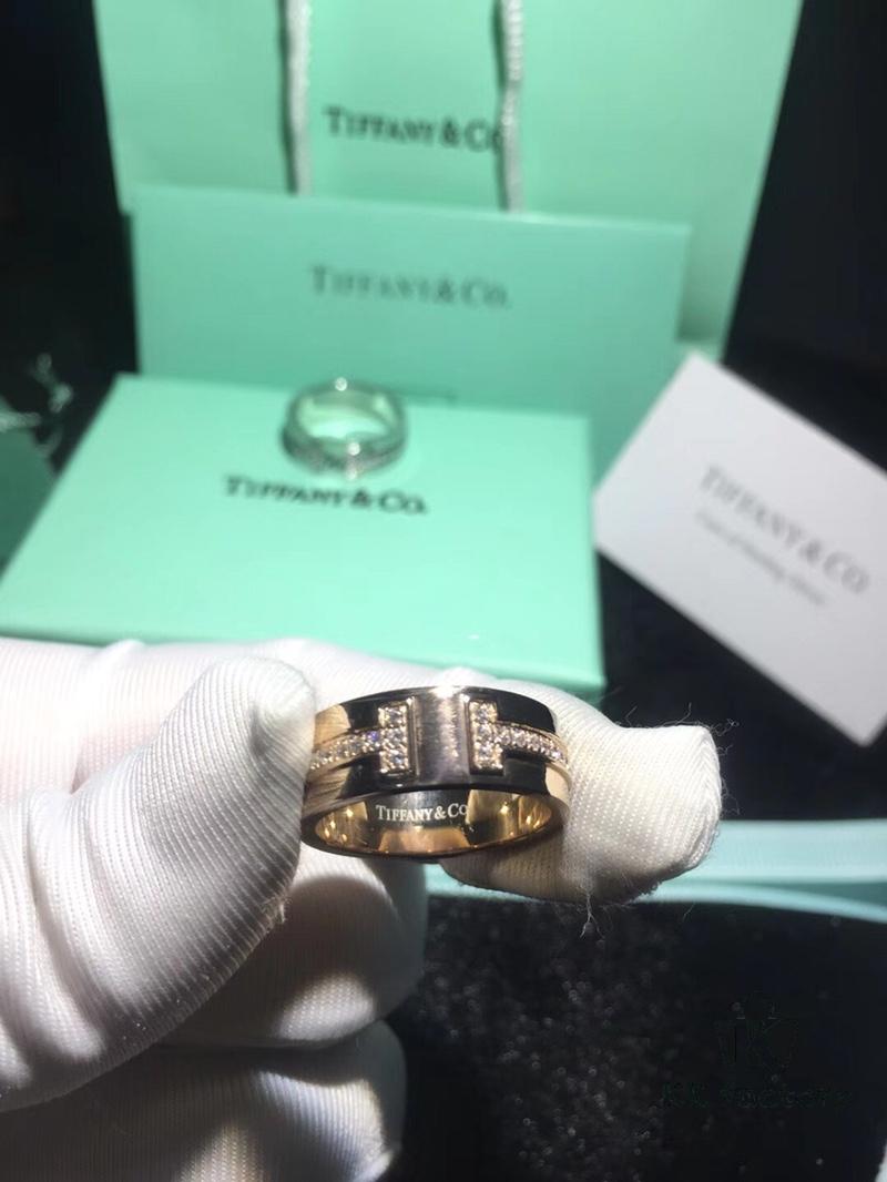 Bestselling Tiffany Classic Double-T Ring with CNC-Set Diamonds in Rose Gold and White Gold