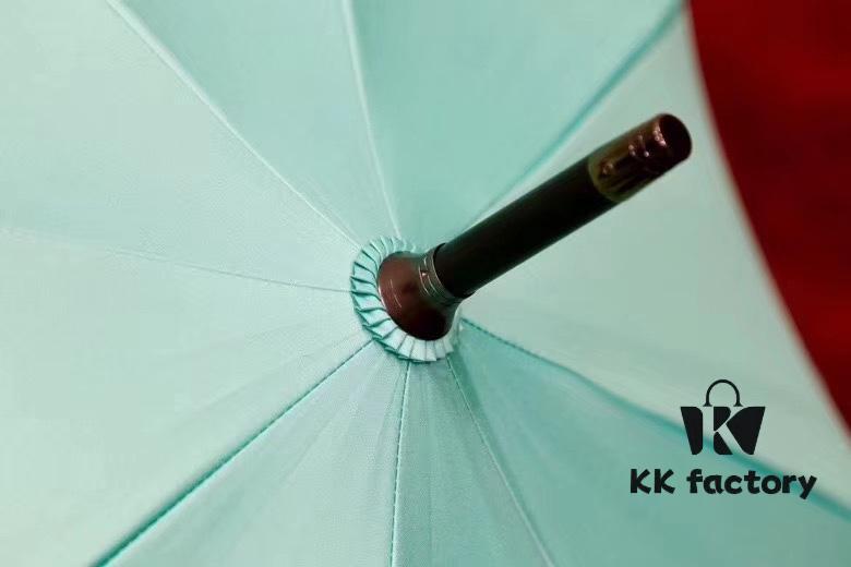 It's an umbrella, just an umbrella, Tiffany's romance 💕💕