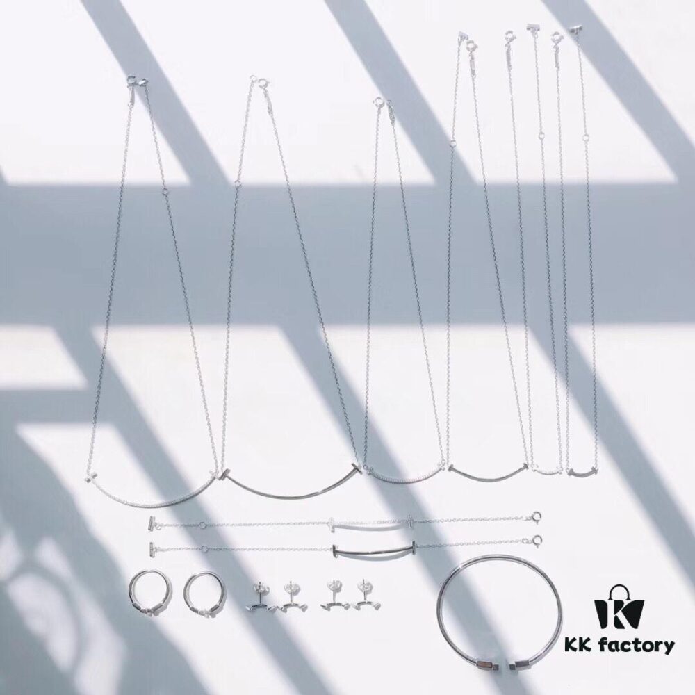 Tiffany & Co. Smile Necklace Collar Chain, Large, Medium, Small Sizes, Same Style as Lin Xinru and Tang Jing's Smile Bracelet, Earrings, Bangle, Ring - Valentine's Day Gift