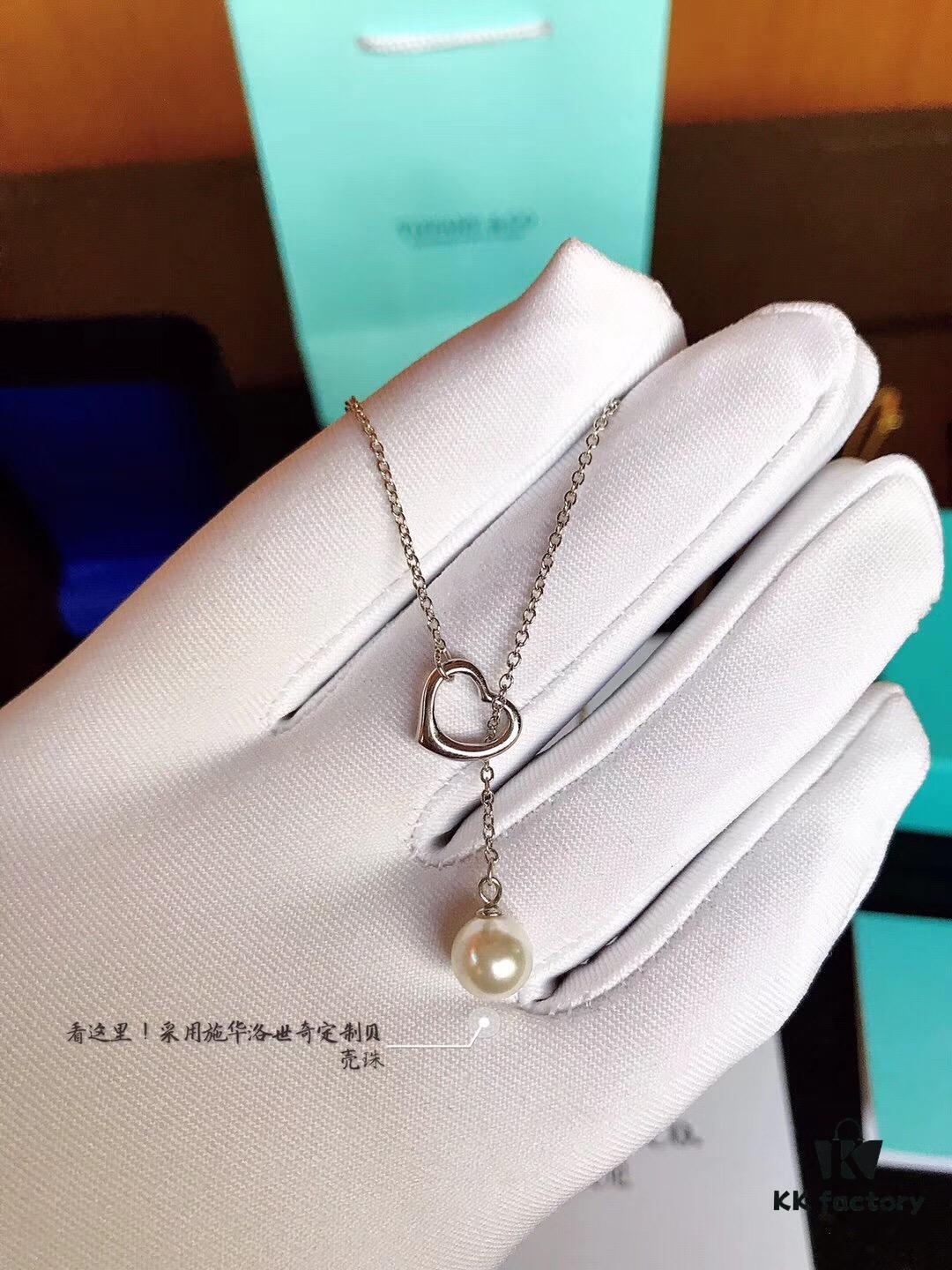 Tiffany & Co. Elsa Peretti® Open Heart Pearl Necklace with Sautoir Design, 8mm Pearl, 1.0cm Heart