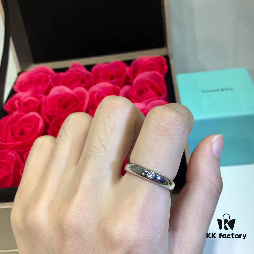 925 Solid Silver Triple-Plated Platinum Inlaid Imported Diamond Ring - Tiffany Style Couple Ring, 20-Carat Center Stone, Hollow-Out Design, Premium Craftsmanship, Timeless Classic Jewelry