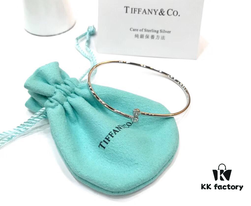 Tiffany & Co. Elsa Peretti Loop Bangle with Diamonds