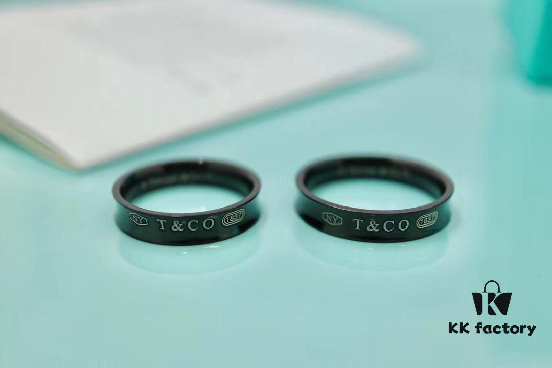 Tiffany & Co. 1037 Titanium Ring 🌷🌷 The Tiffany 1837™ Collection, engraved with the founding year of Tiffany, is perfectly interpreted through smooth curves and elegant contours. This sophisticated ring is a timeless classic. An ideal choice for couples 👫, best friends, or as a single band 💒. Made of titanium, hypoallergenic.