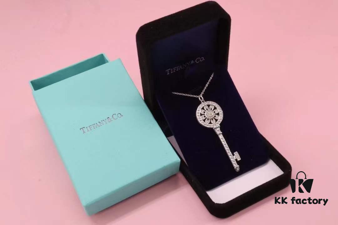 Tiffany Keys Series Bestselling Key Sweater Chain