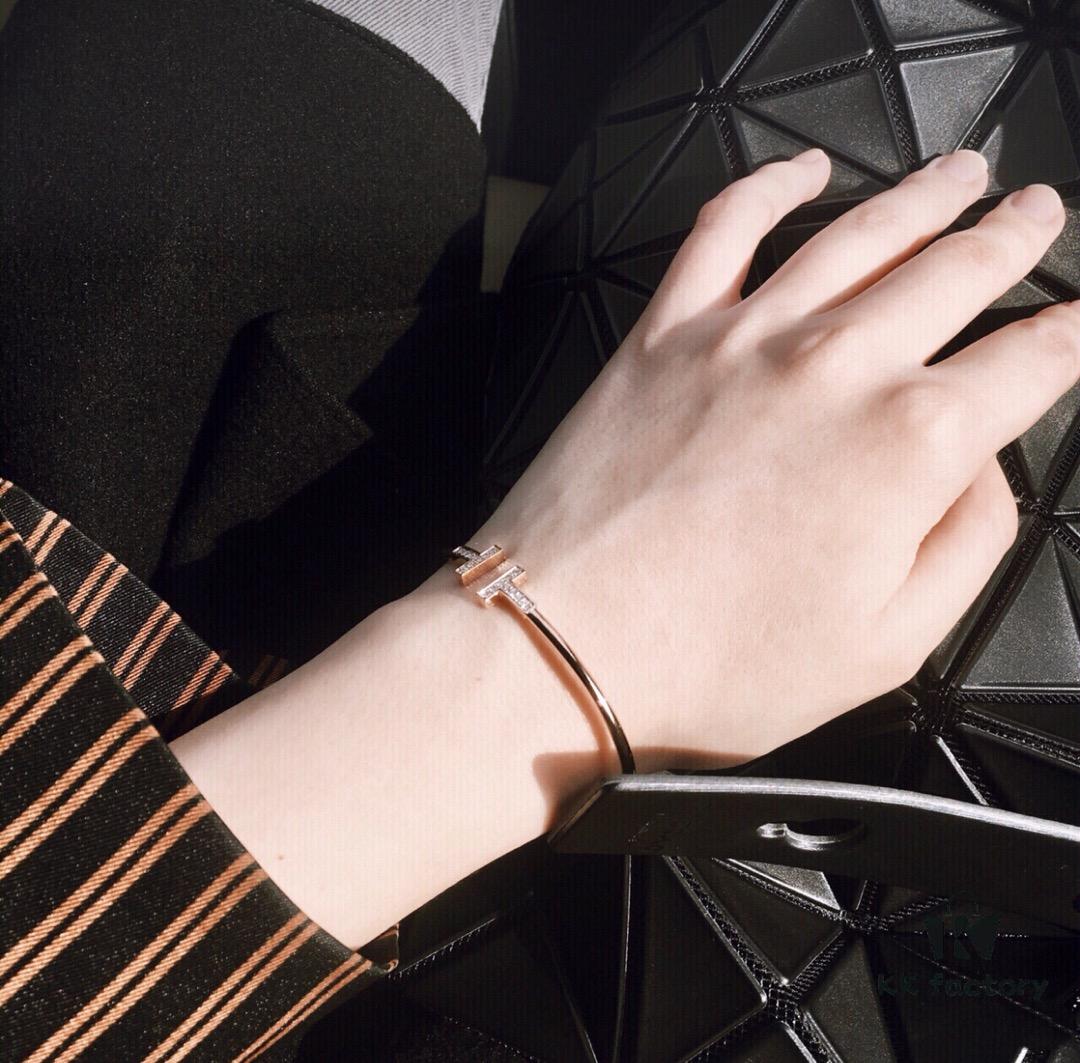 Tiffany & Co. Classic T-Shape Diamond Double-T Bracelet