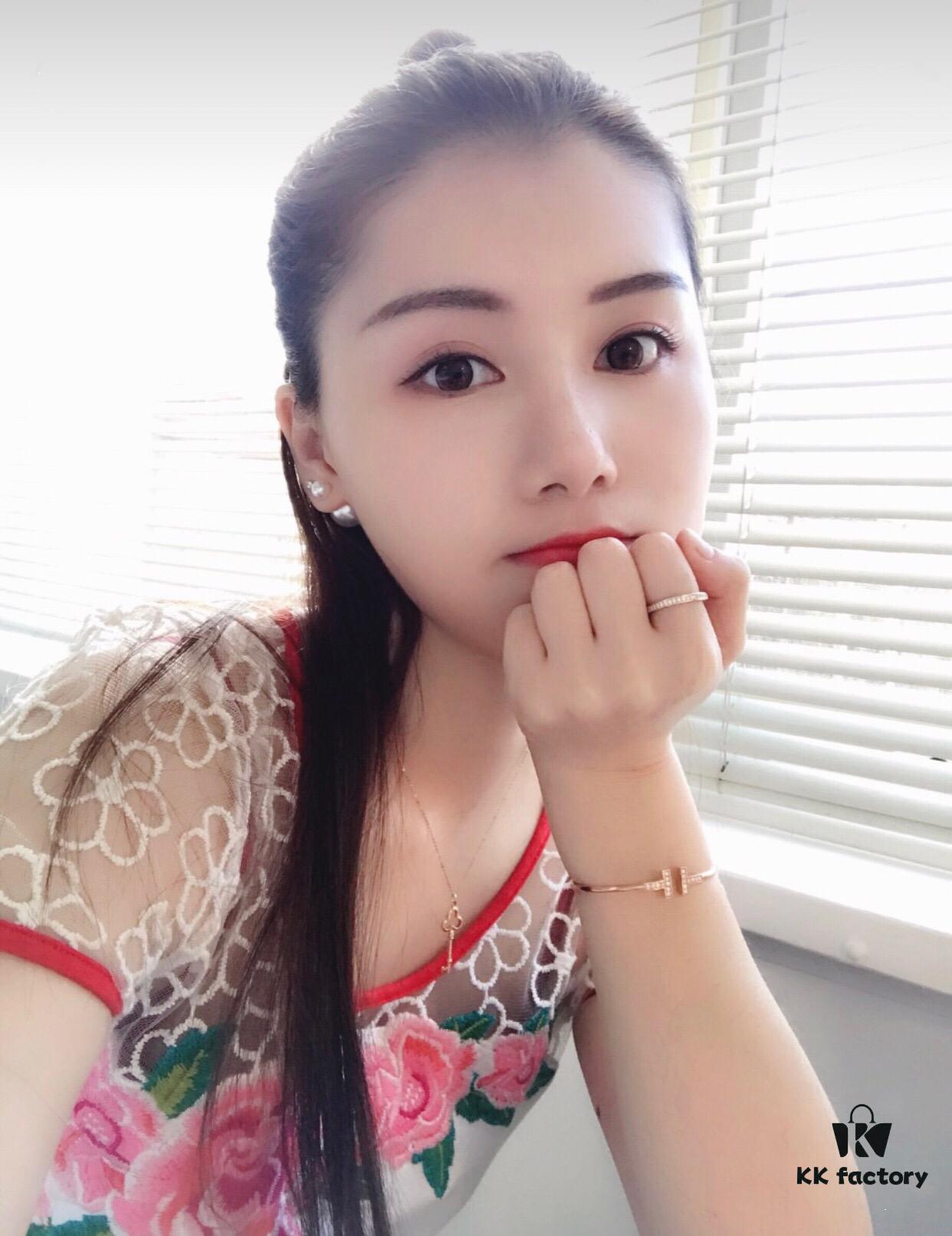 Tiffany & Co. Classic T-Shape Diamond Double-T Bracelet