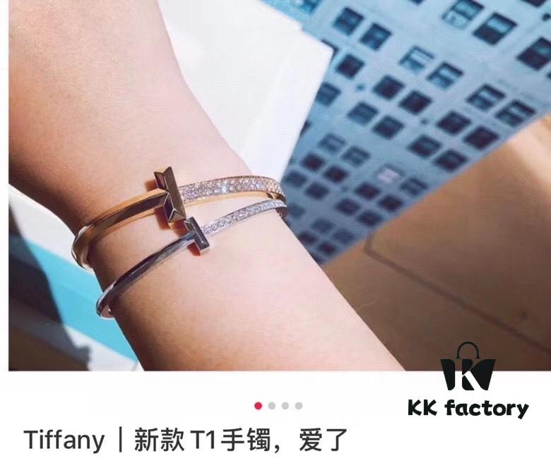 Tiffany 2020 T1 Collection Wide Half-Diamond Bracelet Exclusive Launch High-End Custom Goddess Style Elegant and Refined Design Exuding Subtle Confidence