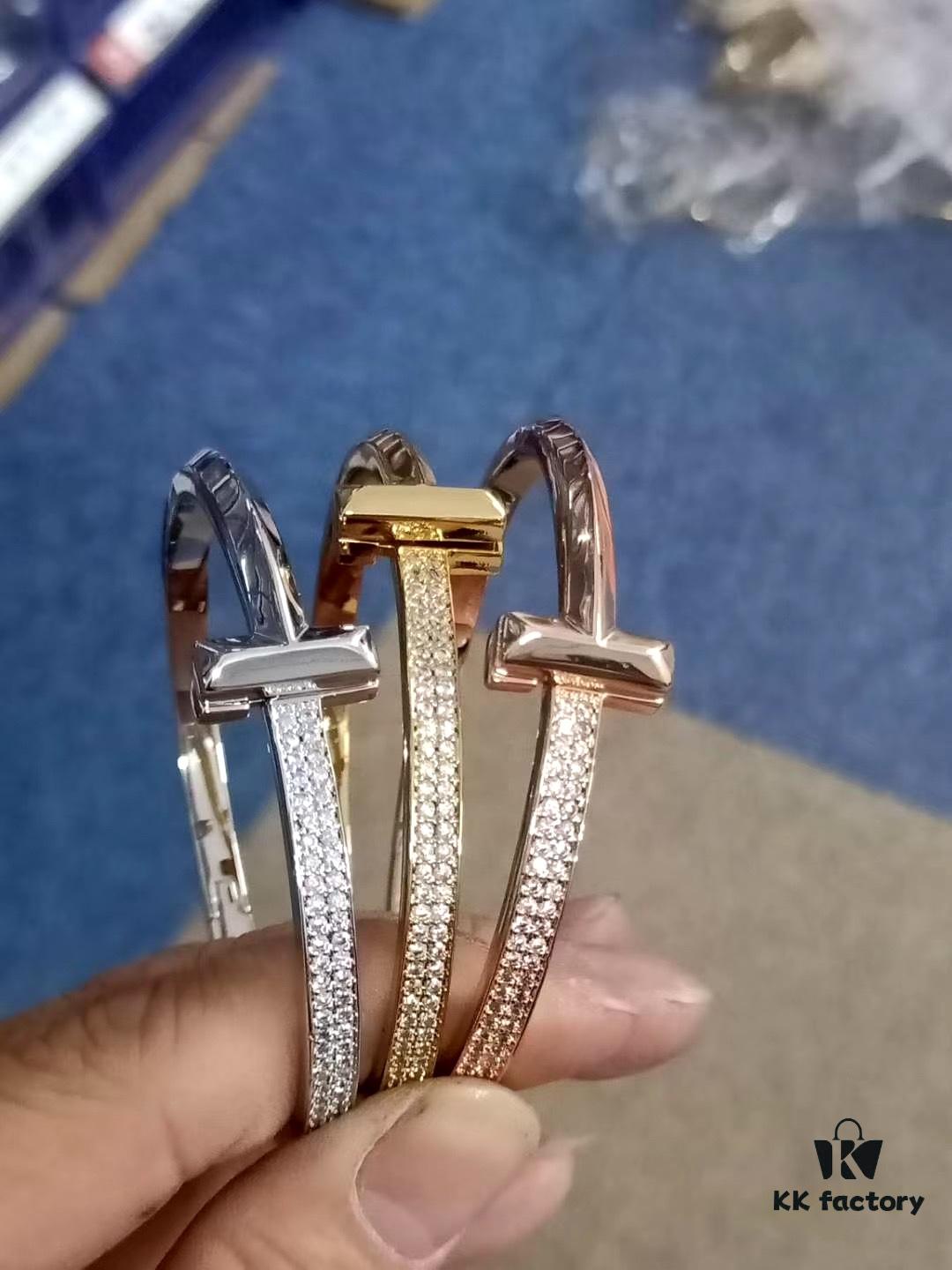 Tiffany & Co. T Collection Asymmetrical Wide Bracelet, Imported Gold-Plated Material with High-Carbon Diamonds, Celebrity Style Worn by Yang Mi, Yi Yangqianxi, Joey Yung