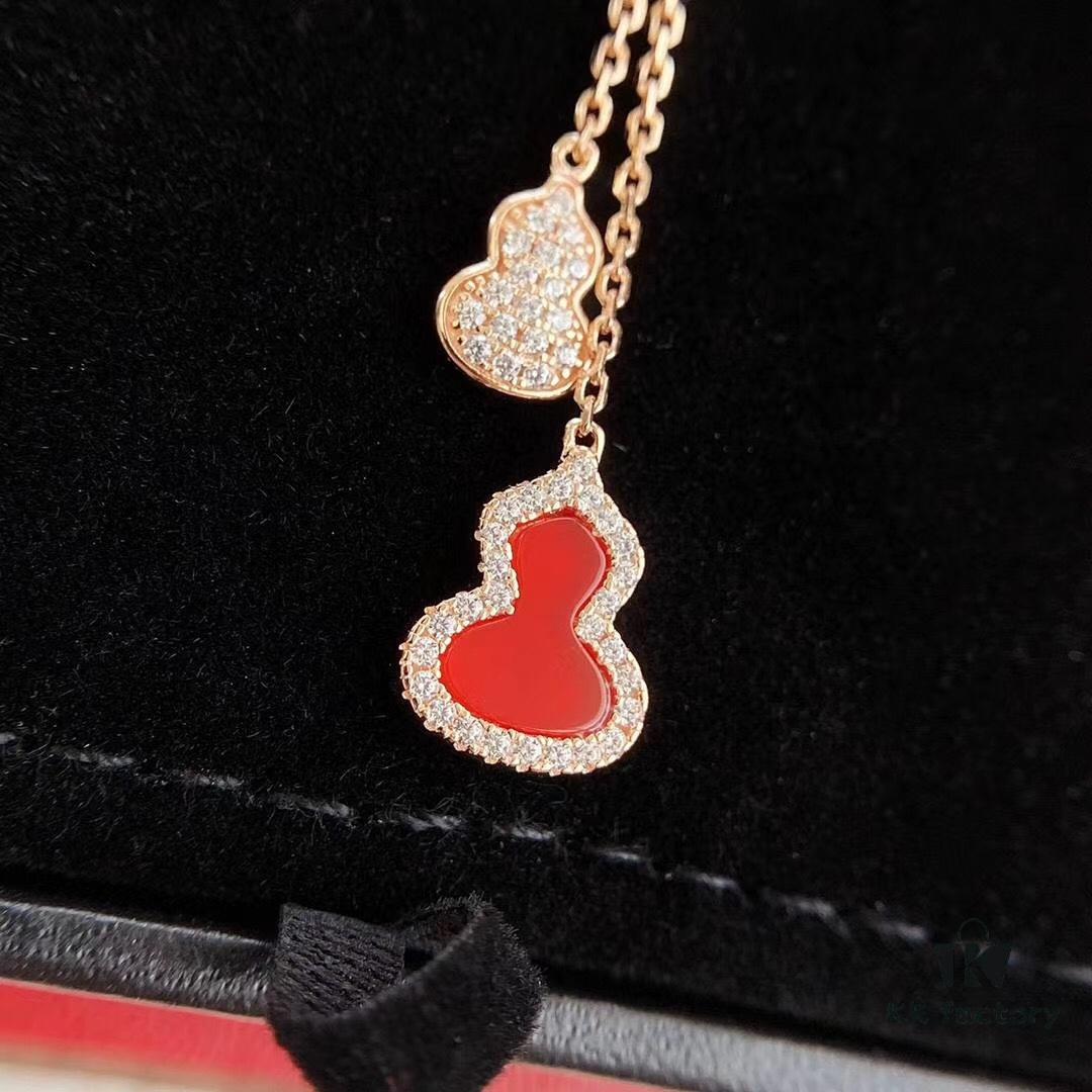 New Arrival Qeelin Kylin Green Jadeite Double Gourd Necklace