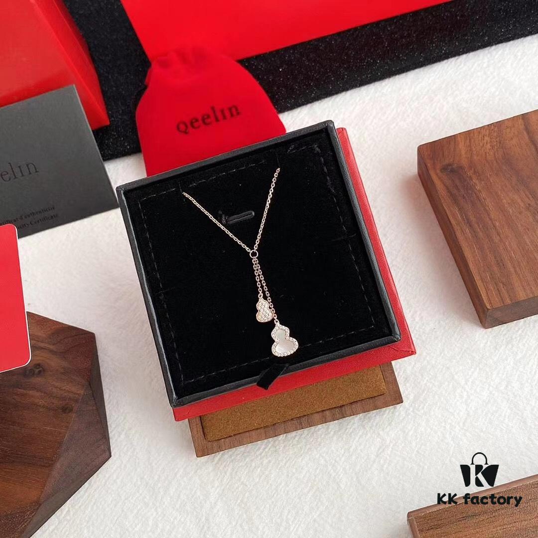 New Arrival Qeelin Kylin Green Jadeite Double Gourd Necklace