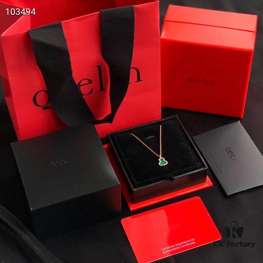 Qeelin Wulu Necklace and Stud Earrings in Sterling Silver – Elegant Design with Green Chalcedony and Swarovski Crystals