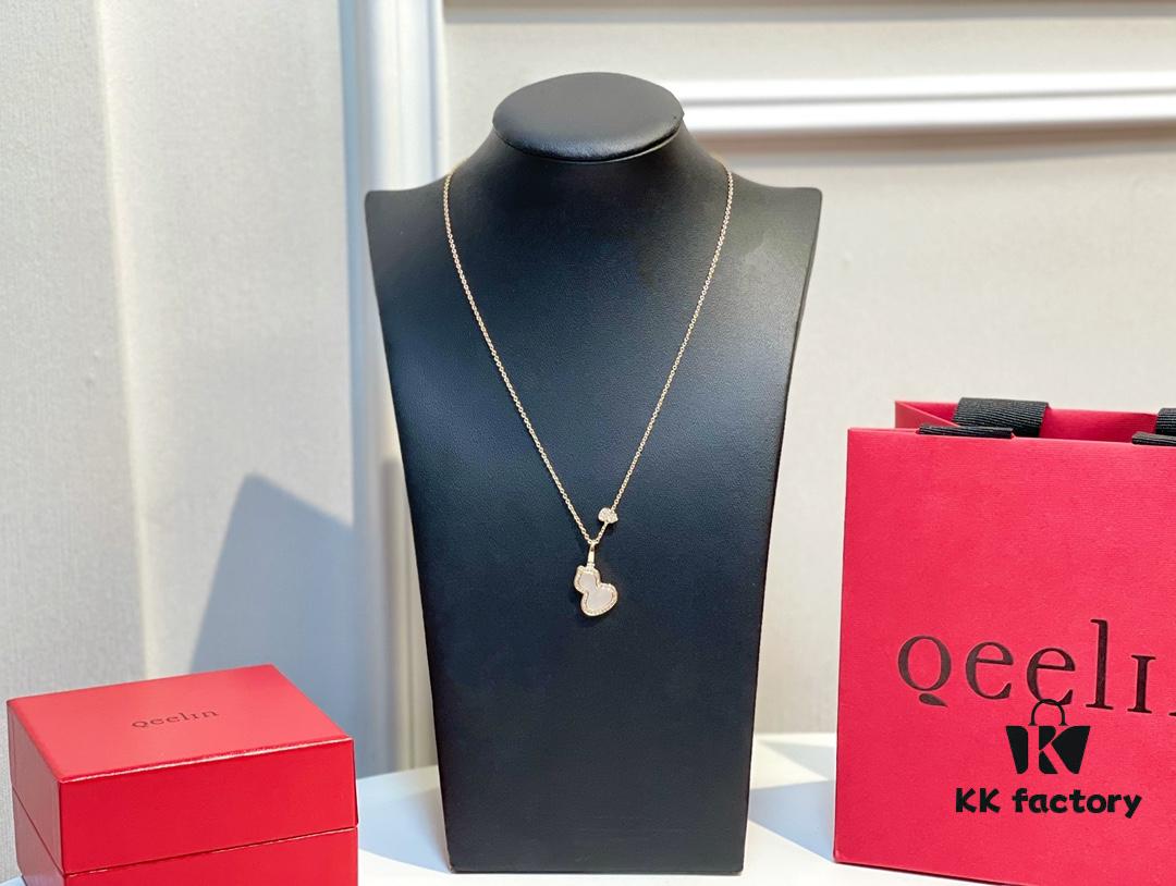 ❗️New Arrival Bestseller❗️ ☀️ Qeelin Original Full Diamond Double Gourd Necklace with Complete Authentic Packaging