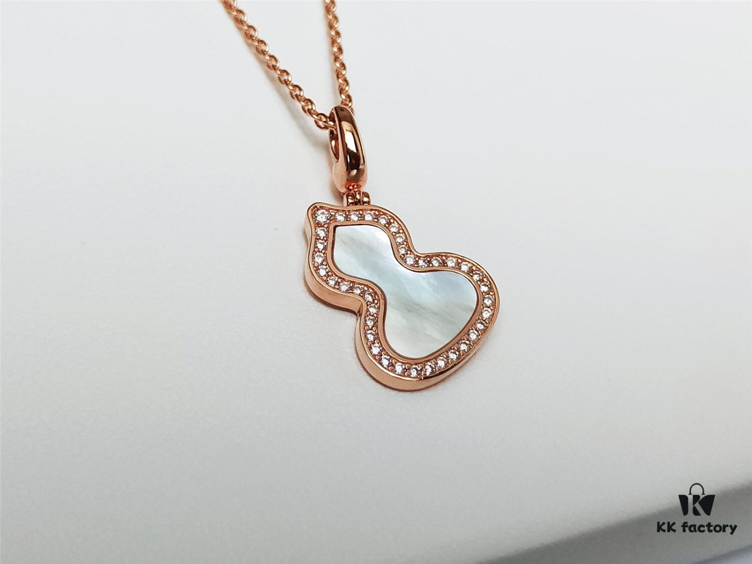 Medium Natural Stone Gourd Necklace ✨ Vermeil High-End Version