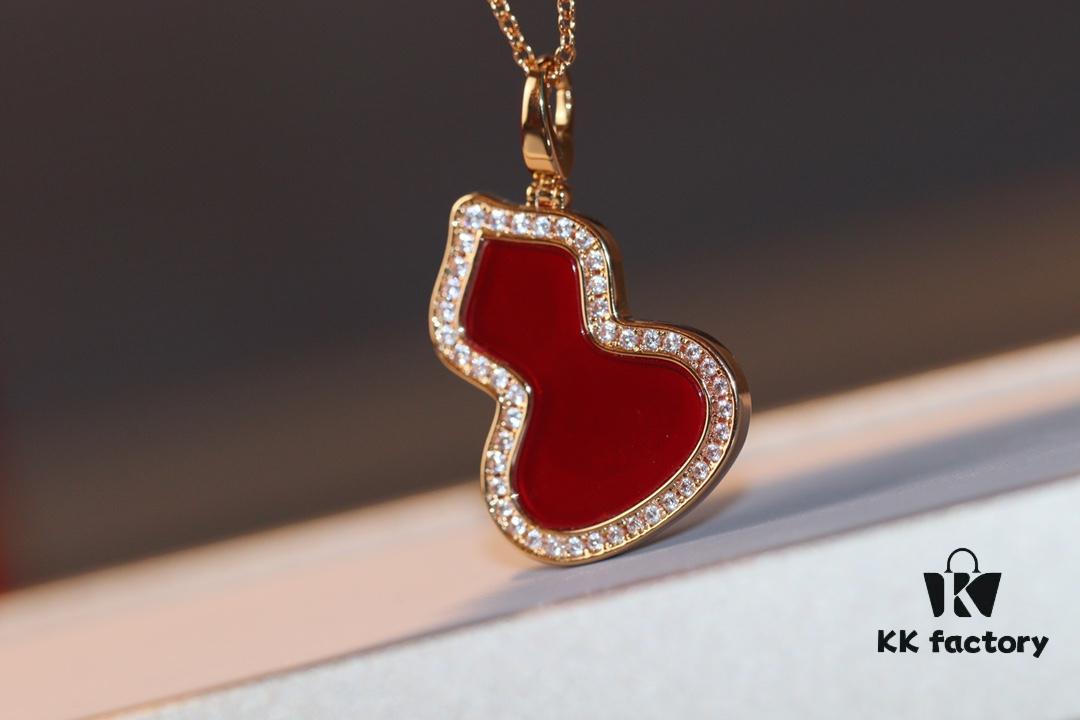 Kirin Gourd Necklace with Detachable Pendant, Natural Carnelian and Jade Options, Diamond-Encrusted Mini Gourd Charm on Chunky Chain