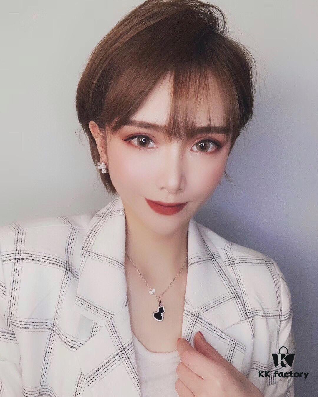 Double Gourd Necklace