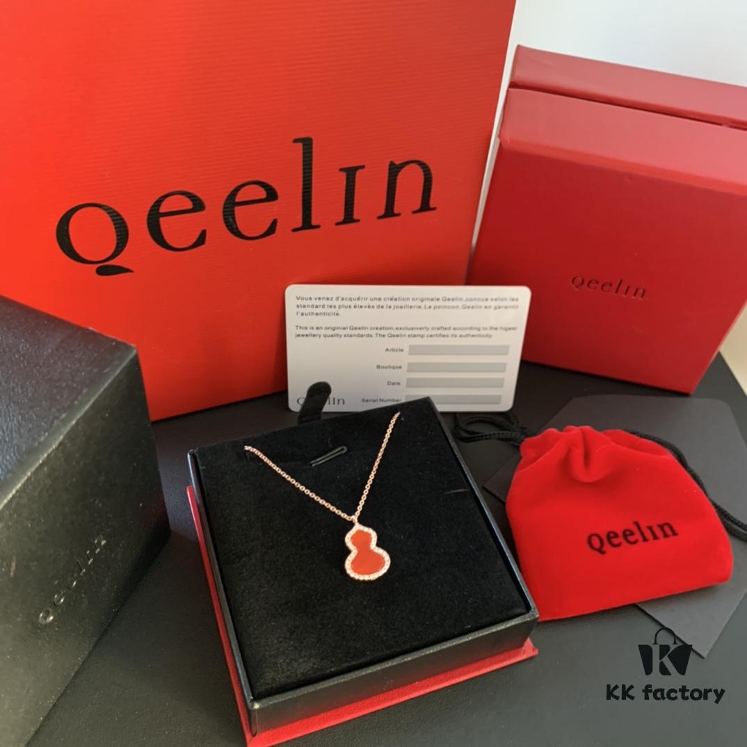 Bring Good Fortune and Prosperity with the Lucky Gourd - Wear Traditional Chinese Charm in a Stylish, Modern Way