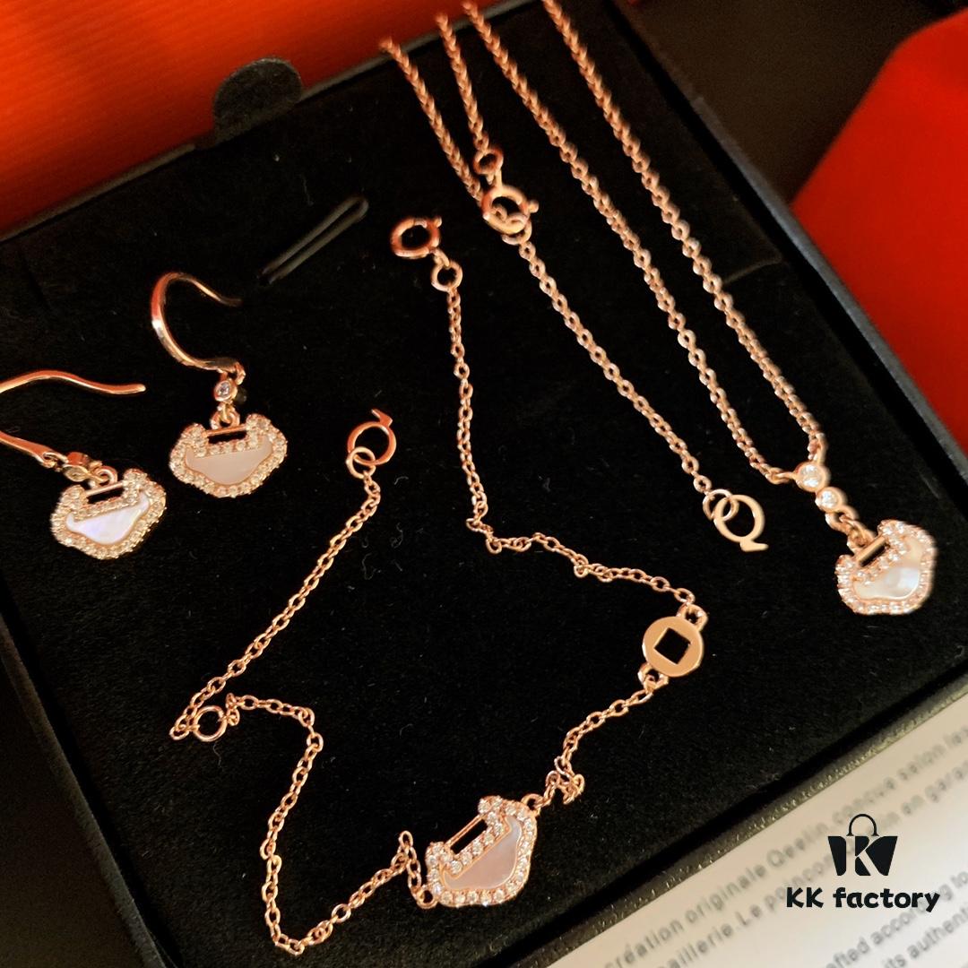 Bring Good Fortune and Prosperity with the Lucky Gourd - Wear Traditional Chinese Charm in a Stylish, Modern Way