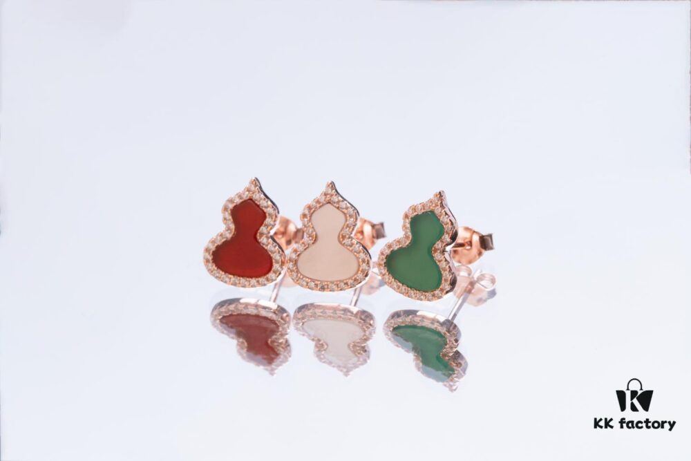 Kirin Gourd - Stud Earrings