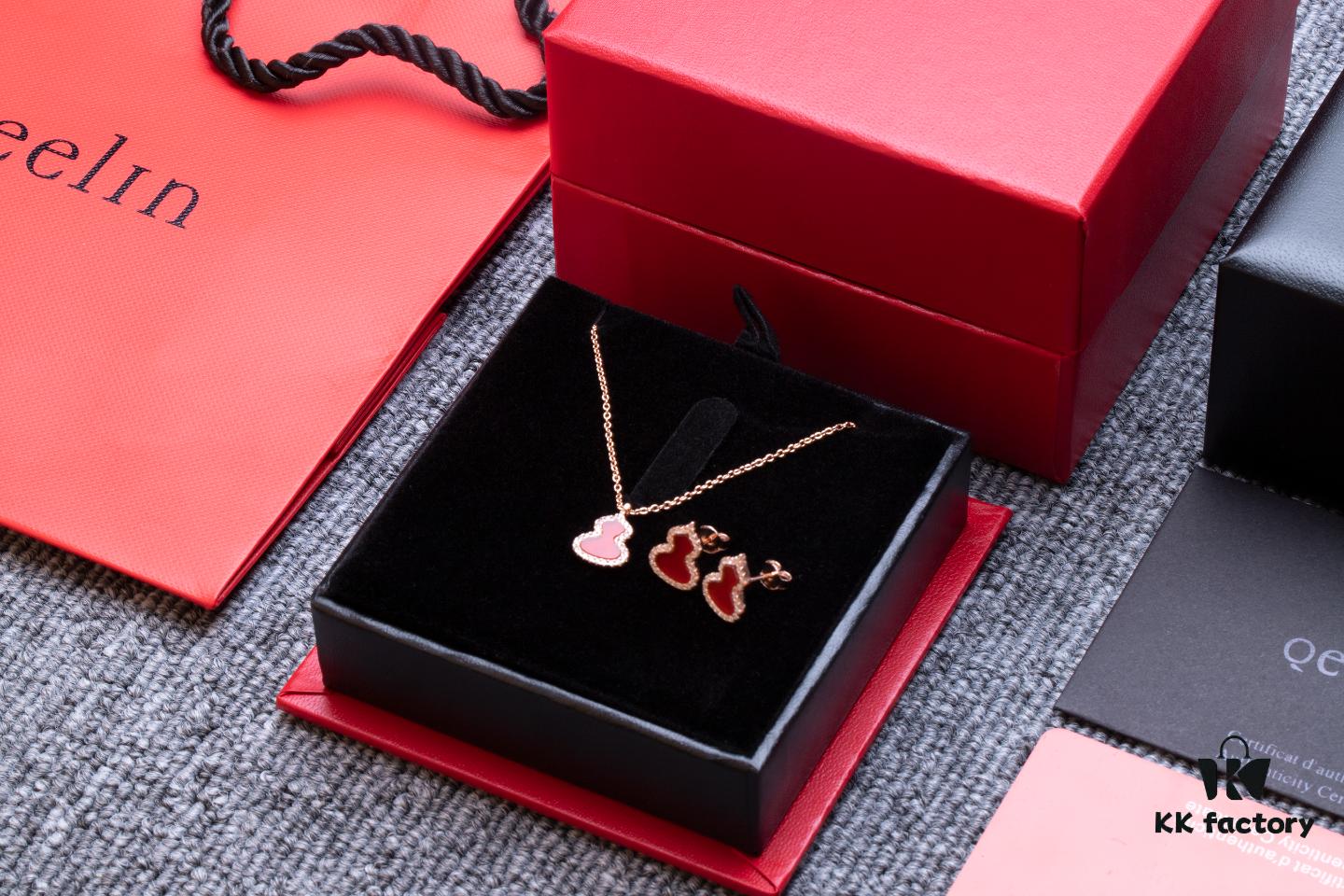 Kirin Gourd - Stud Earrings