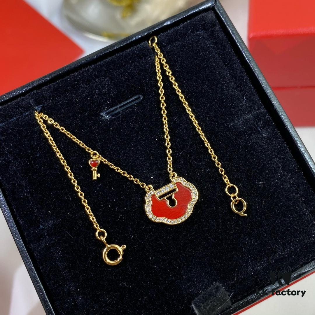 New Arrival V Gold Plated Mi Gold Large Qilin Ruyi Lock Necklace, Fashion Meets Tradition, Unique and Eye-Catching Design
