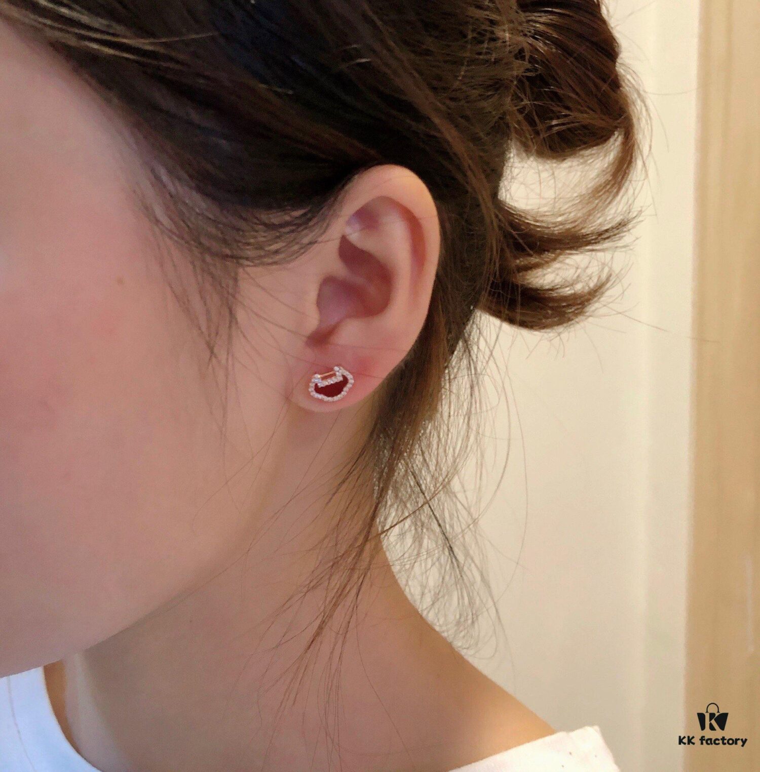 V Gold Plated Mimi Gold ✨ Mini Kirin Ruyi Stud Earrings ✨ A Unique Blend of Fashion and Tradition, Handcrafted with Micro-Paved High-Carbon Brilliant Cut Diamonds, Durable Thick Gold Plating for Excellent Color Retention