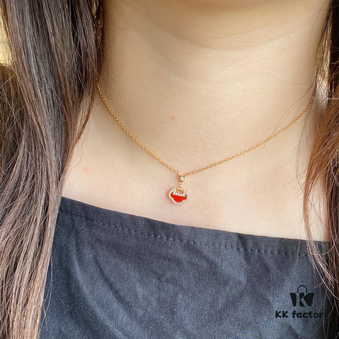 V-Gold Plated Mimi Gold ✨ Mini Kirin Ruyi Necklace ✨ A Unique Blend of Fashion and Tradition